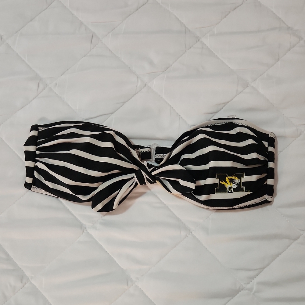 Miz-Zou Print Bikini Top